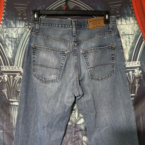 Levi's Signature Jeans Men's 30x30 Blue Denim Loose Fir Straight Leg 5-Pockets - Picture 1 of 8